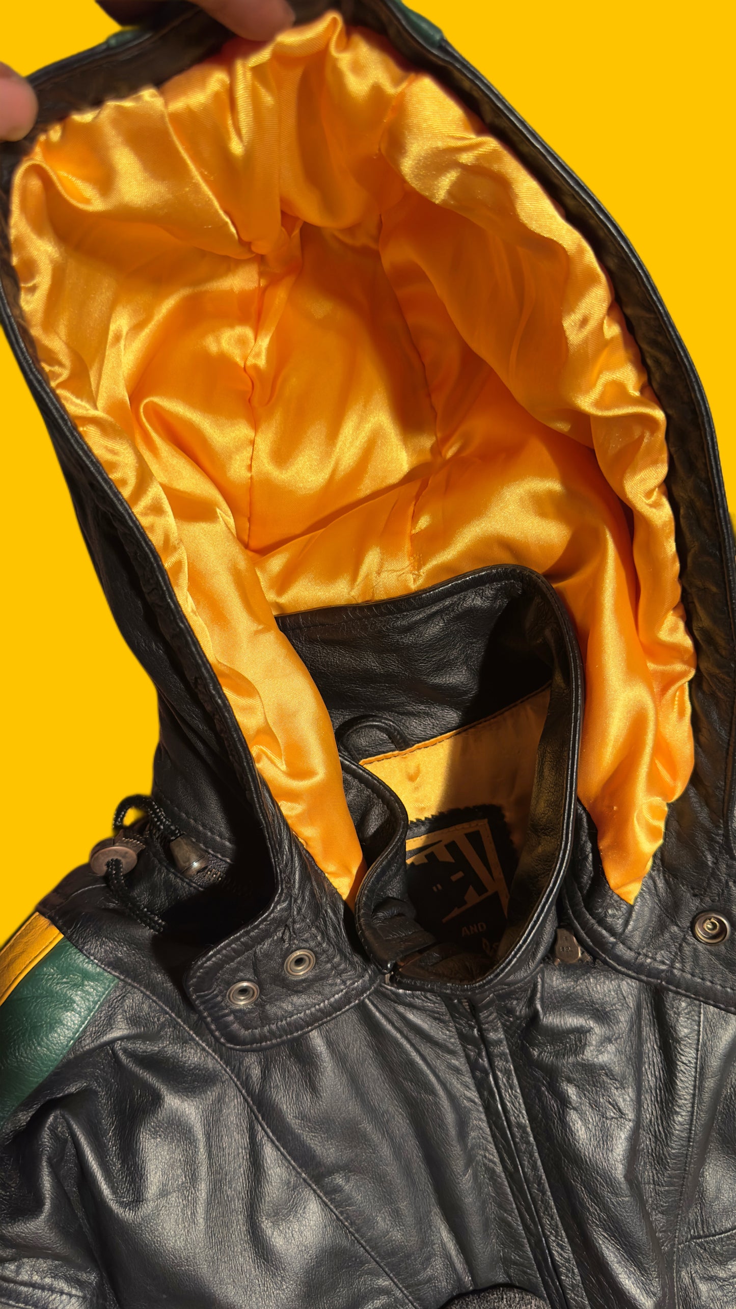 Vintage Carl Banks
Green Bay Packers
Leather Full Zip
Hoodie