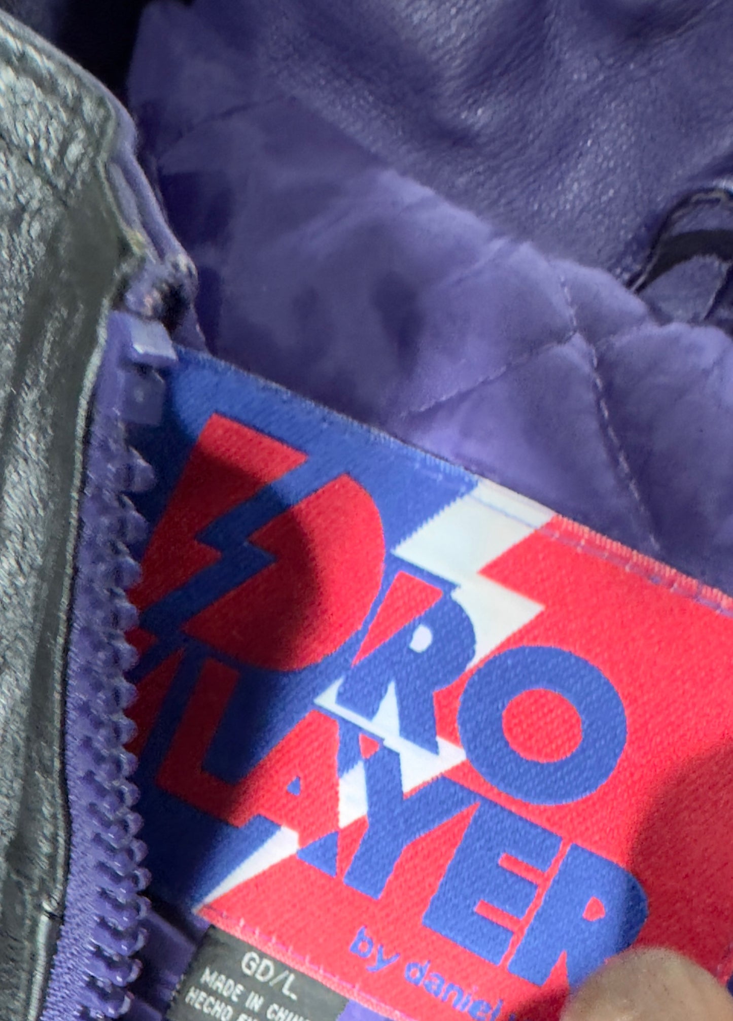 Minnesota Vikings Leather Pro Player (NFL Experience)